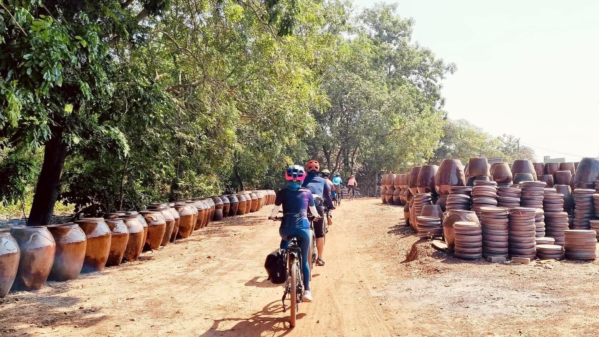 Ho Chi Minh City Countryside Bike Tour – Explore Traditional Craft Villages