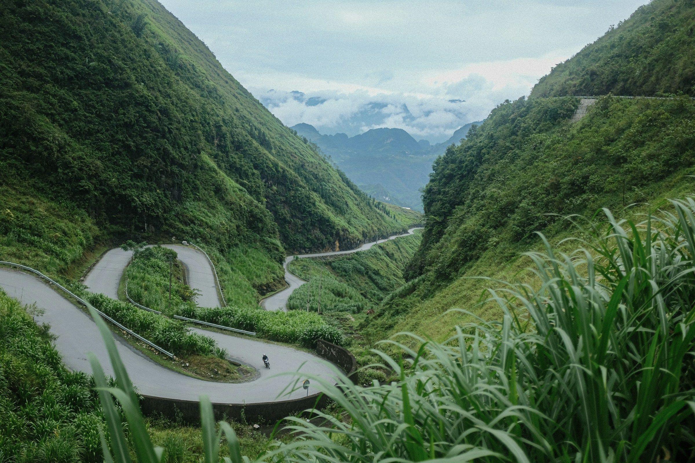 HA GIANG - THE MAJESTIC BORDERLAND