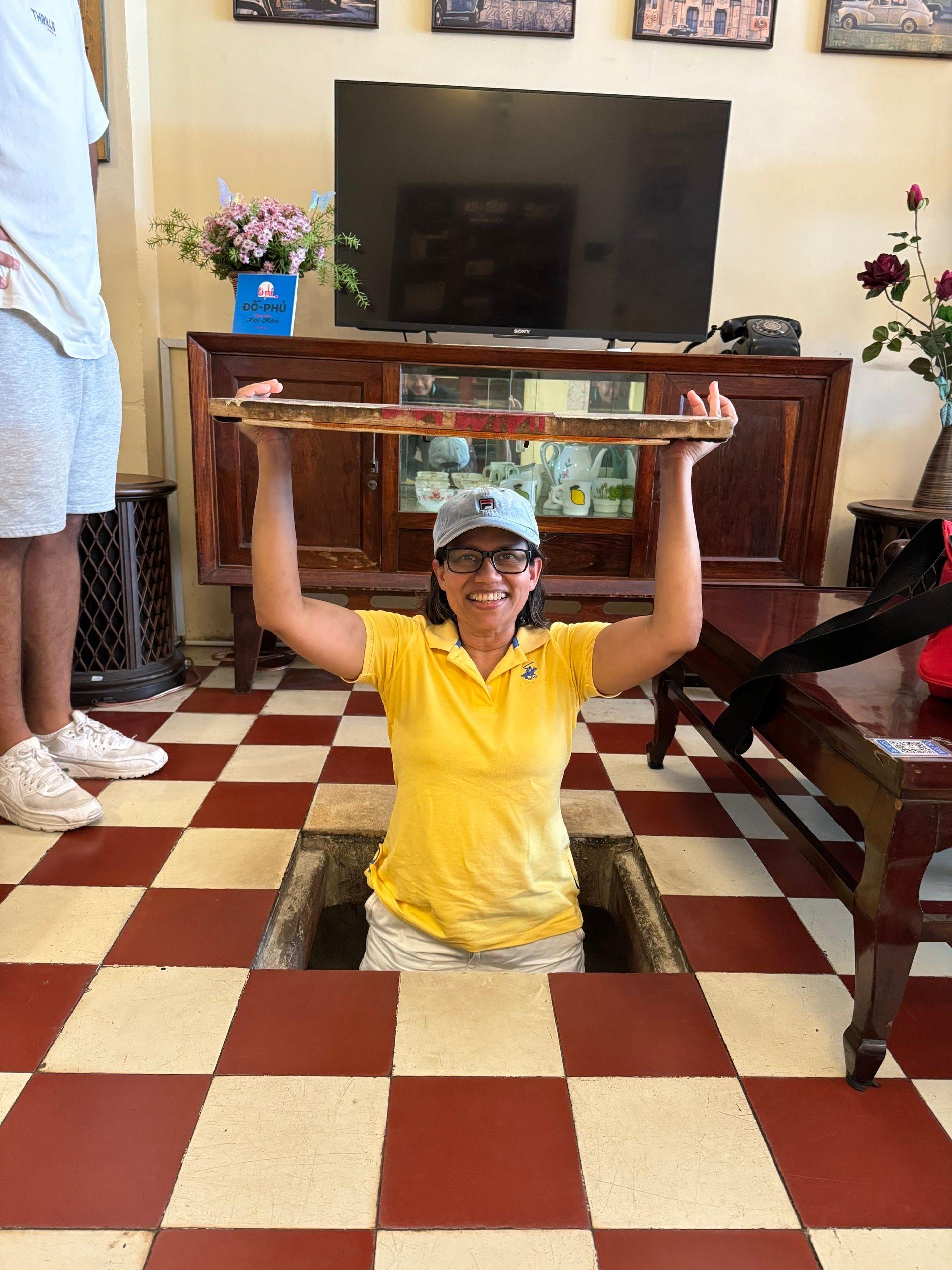 Saigon Morning Bike Experience: Markets, Coffee & Historical Sites